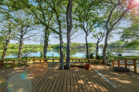 3208 Woodford Dr, Arlington, TX 76013