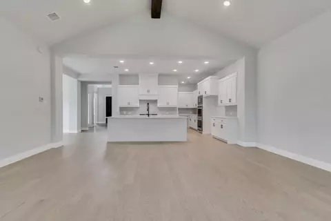 2304 Royal Dove Ln, Mansfield, TX 76063