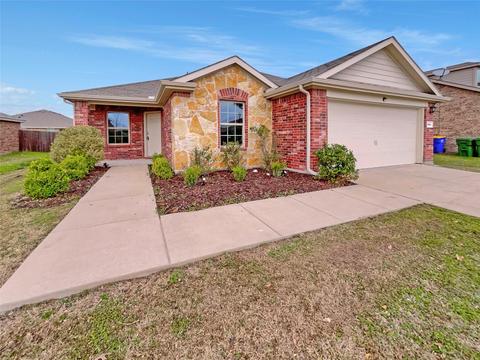 2901 Balleywood Dr, Seagoville, TX 75159