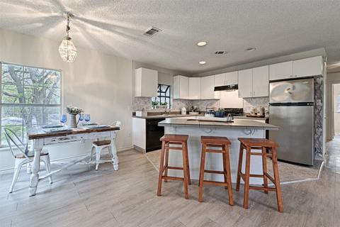 3 Carson Rd, Mabank, TX 75156