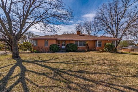 2104 Loy Lake Rd, Denison, TX 75020