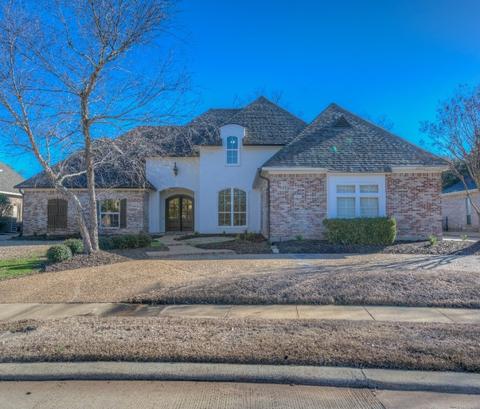 321 Autumn Ridge Dr, Bossier City, LA 71111