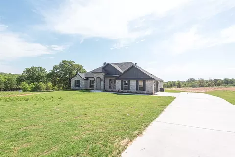 7020 Ranch View Pl, Springtown, TX 76082