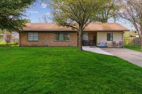 541 Us Highway 175 E, Eustace, TX 75124