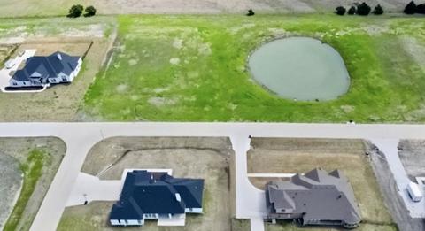 16 Carter Dr, Royse City, TX 75189