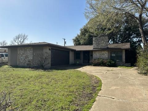 11925 Cromwell Dr, Dallas, TX 75234