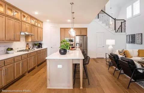 928 Gilbreath Ave, Crowley, TX 76036