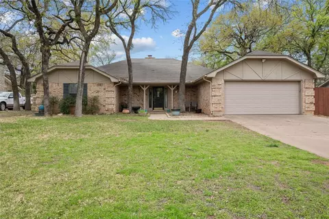 6311 Blackfoot Trl, Granbury, TX 76049