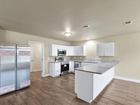 304 E 5th St, Tolar, TX 76476 photo 21
