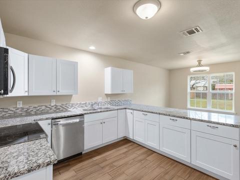 304 E 5th St, Tolar, TX 76476 photo 23