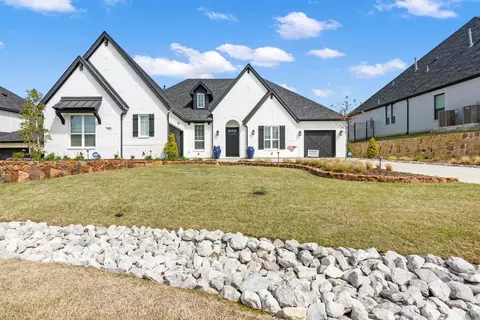 706 Singing Water Dr, Rockwall, TX 75087