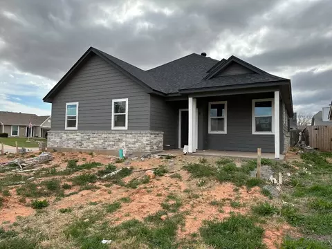 18 Shady Brook Cir, Abilene, TX 79605