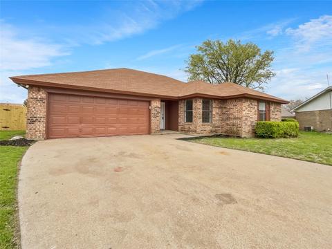 8136 Camelot Rd, Fort Worth, TX 76134