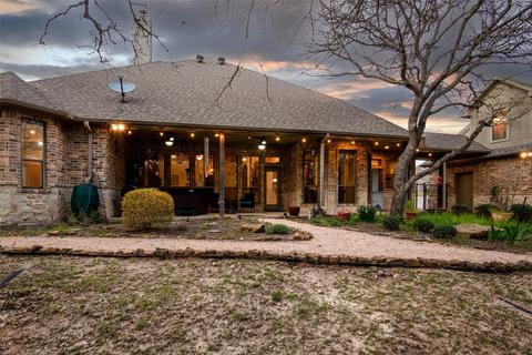 106 Pheasant Run Ct, Sunset, TX 76270 photo 21