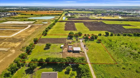 2507 Howell Dr, Venus, TX 76084