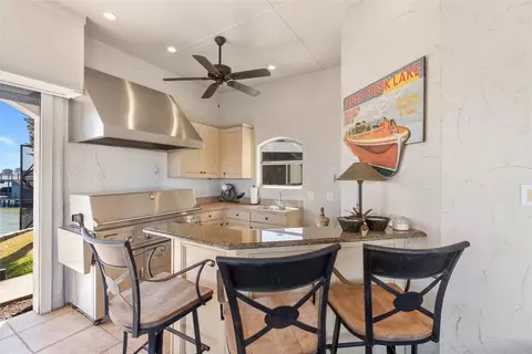 2216 Austins Cir, Tool, TX 75143 photo 11