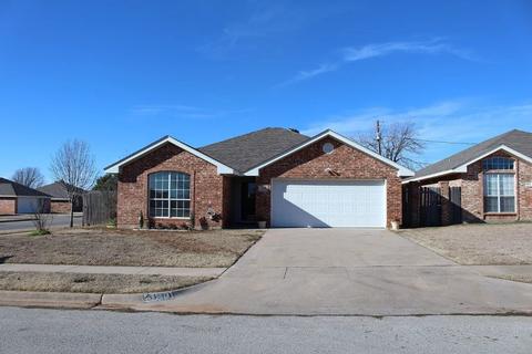 5100 Untalan St, Wichita Falls, TX 76306