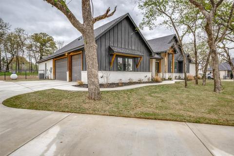 172 Clayton Xing, Springtown, TX 76082