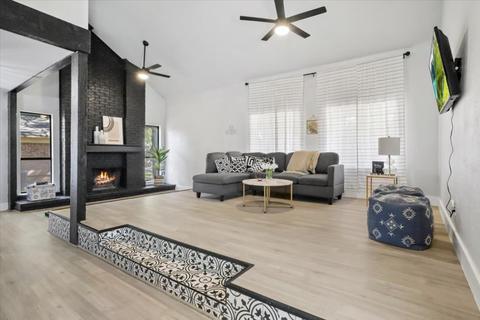 779 Dove Cir, Lewisville, TX 75067
