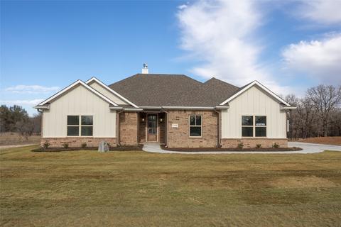 144 Tobiano Trce, Brock, TX 76087