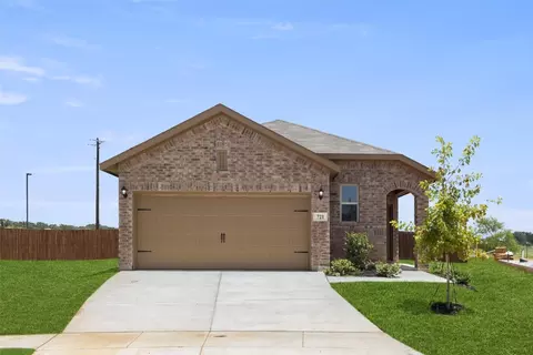 721 Presidio St, Aubrey, TX 76227