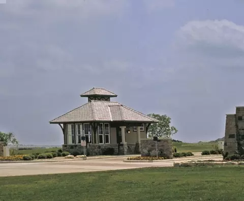 7105 Gleneagles Dr, Cleburne, TX 76033