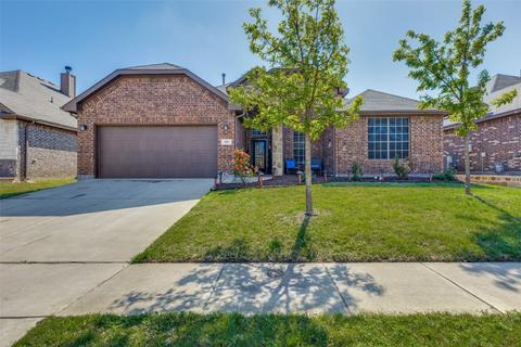 33 Auburn Dr, Edgecliff Village, TX 76134