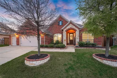 429 Aylesbury Dr, Roanoke, TX 76262