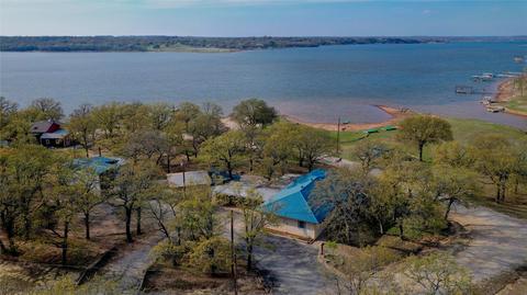 180 Cherokee Trl, Nocona, TX 76255
