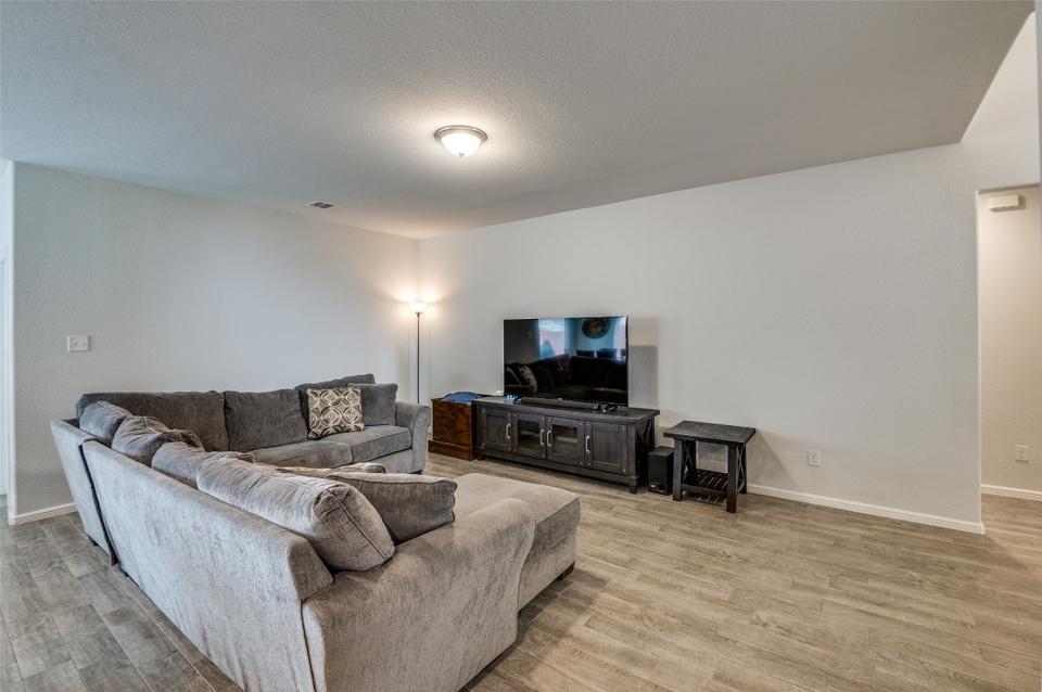  6141 General Store Way, Fort Worth, TX 76179 photo 4