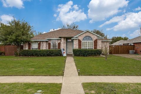 804 Moore St, Cedar Hill, TX 75104