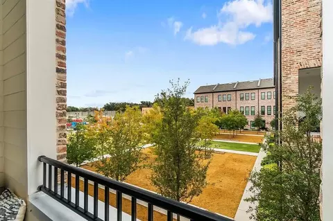 14943 Oak St, Addison, TX 75001