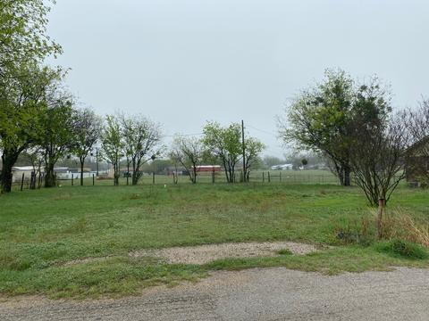 520 W Valley St, Dublin, TX 76446