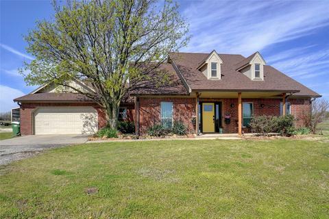 12935 Blakely Ln, Sanger, TX 76266