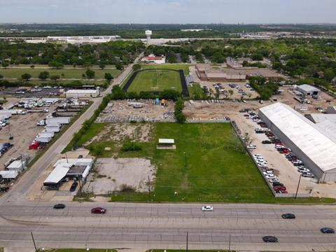 2742 E Main St, Grand Prairie, TX 75050