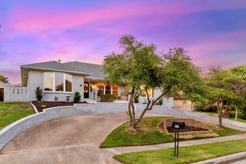 222 Canyon Valley Dr, Richardson, TX 75080
