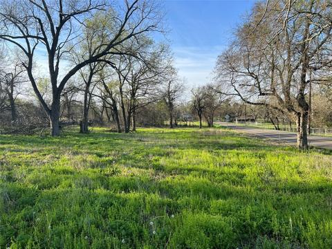 1200 N 5th, Honey Grove, TX 75446