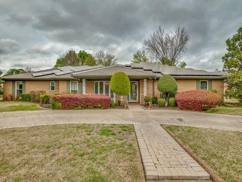 504 Quail Crest Dr, Colleyville, TX 76034