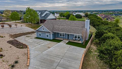 2109 Cash Point Ct, Granbury, TX 76049