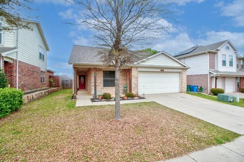 632 Corral St, Cross Roads, TX 76227
