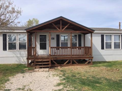 307 W South 4th St, Roby, TX 79543