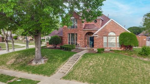 2018 Faulkner Dr, Rowlett, TX 75088