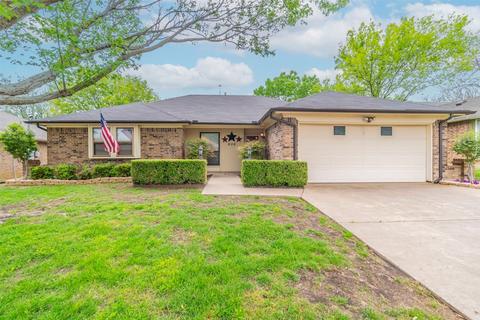926 Thistle Ridge Ln, Arlington, TX 76017