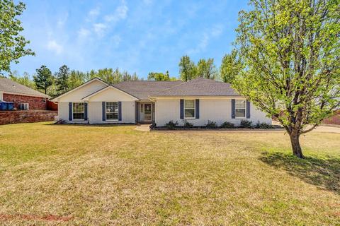 203 Meadowbriar, Henderson, TX 75654