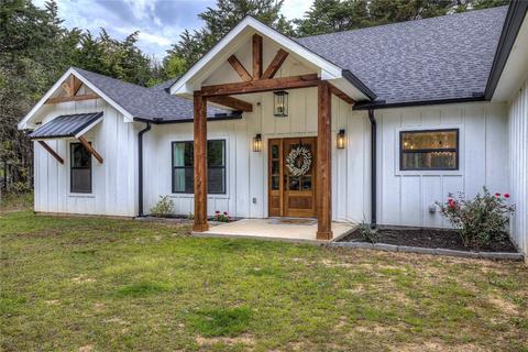 520 Rs County Road 1180, Emory, TX 75440