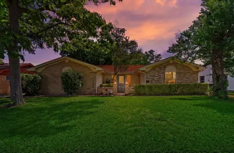 1118 Tipton Rd, Irving, TX 75060