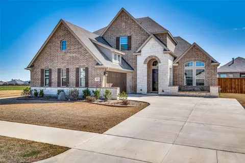 3204 Julian St, Mansfield, TX 76063
