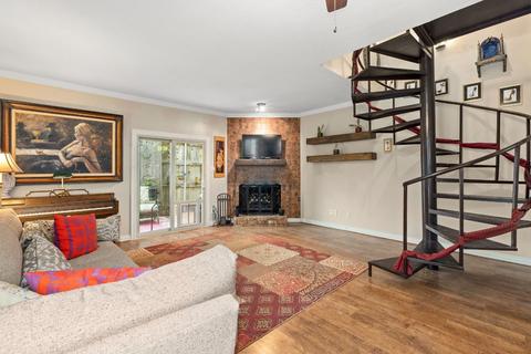 5701 Gaston Ave #12, Dallas, TX 75214