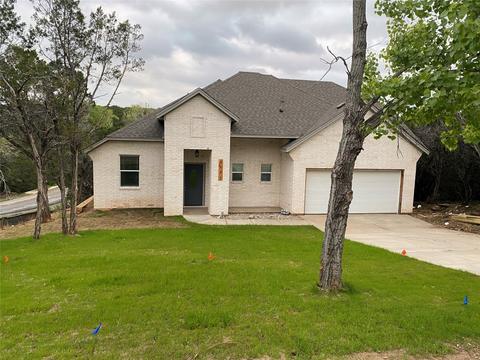 2611 Lakeridge Dr, Granbury, TX 76048