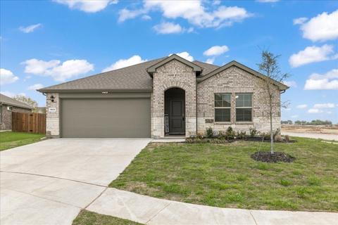 1803 Skylar Ln, Cleburne, TX 76033